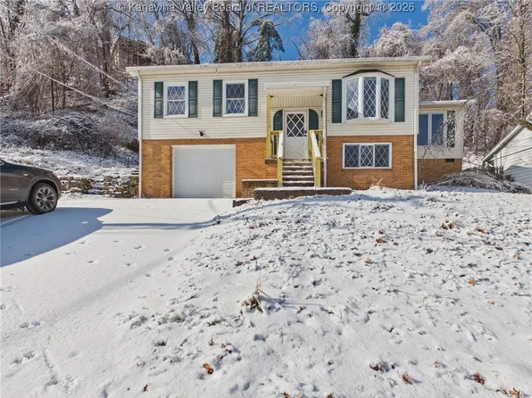 1415 Martha Rd, South Charleston, WV 25303