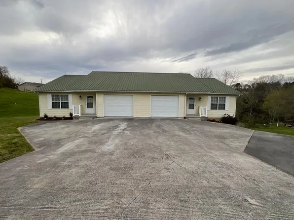947 Nichols Rd, Dandridge, TN 37725