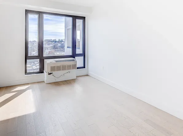 635 4th Ave, Brooklyn, NY