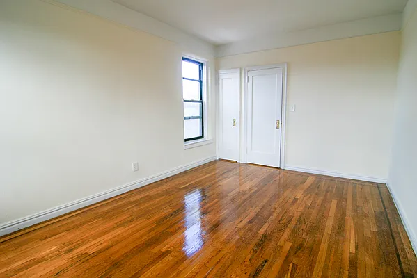 Rented by Horowitz Real Estate | media 19