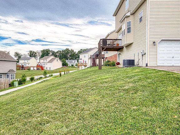 5th image of 625 Keystone Dr