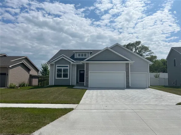 2817 NW 21st St, Ankeny, IA 50023