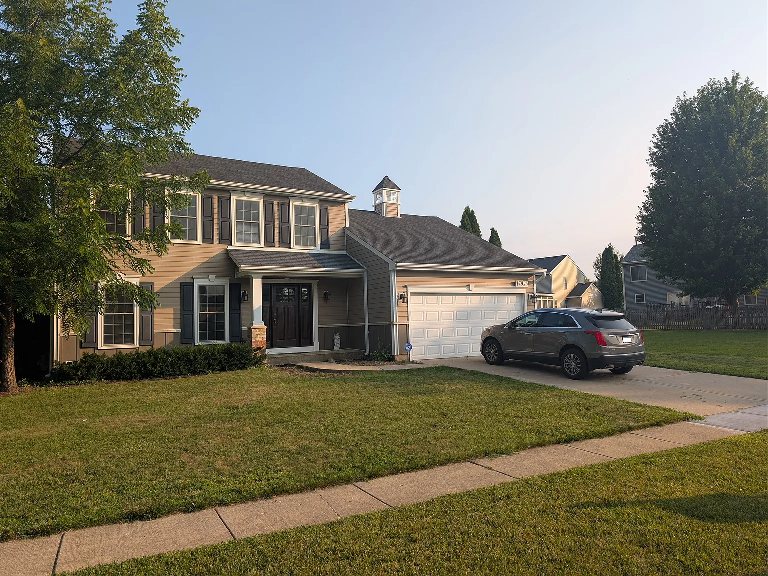 3 bed, 2.5 bath, 1776 sqft, $2,950 — Photo 2