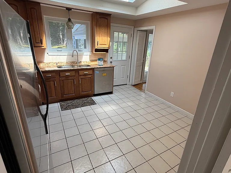 27 Tall Tree Rd — Photo 13