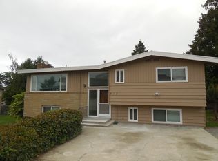 812 S 235th Pl, Seattle, WA 98198