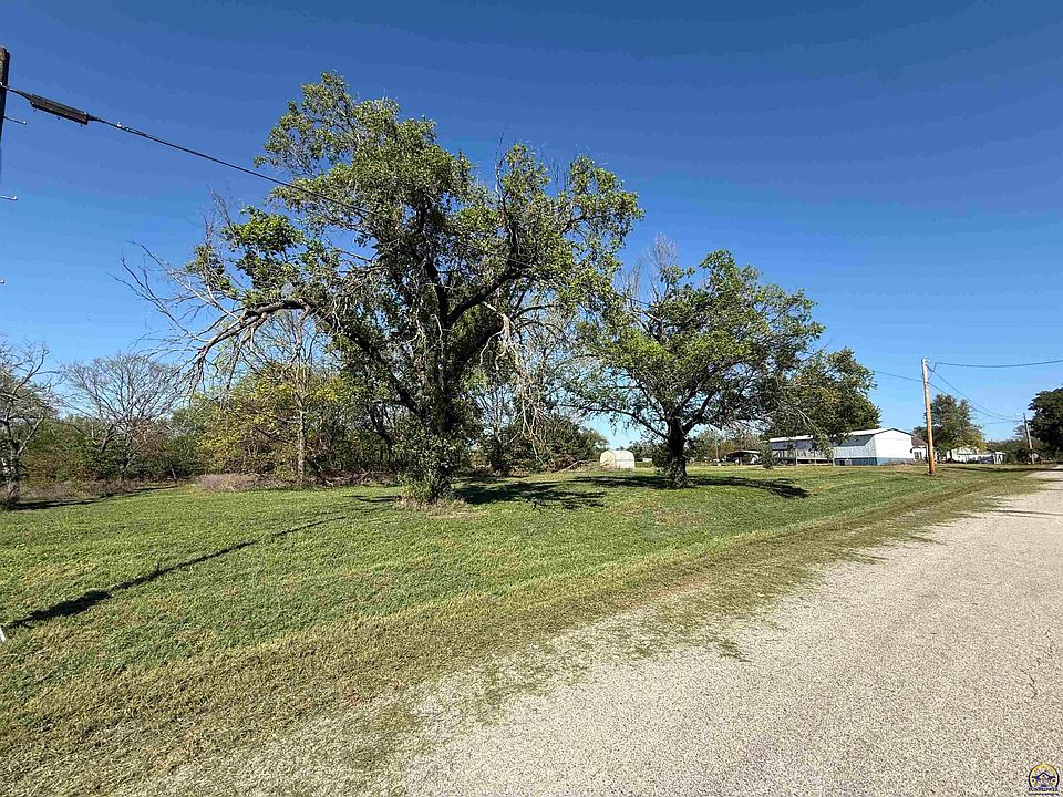 2nd image of 0 W Depot St