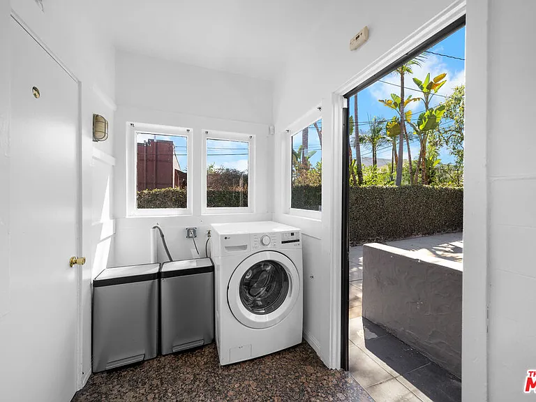 107 S Lucerne Blvd — Photo 16