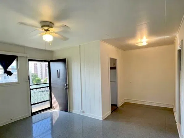 1509 Magazine St #D, Honolulu, HI 96822