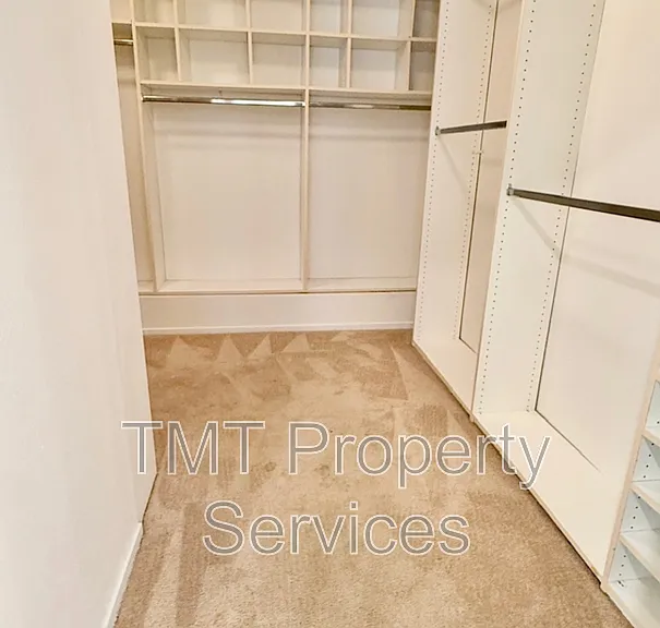 2742 La Purisima Ave — Photo 17