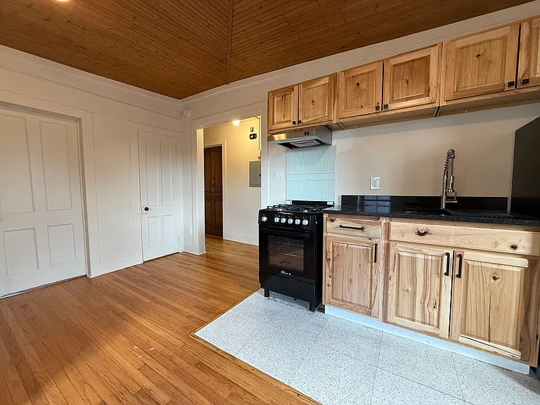 2703 W Main St #3 — Photo 10