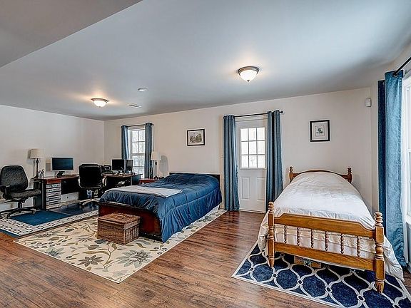 4th image of 458 Jacobsen Dr Floor 1