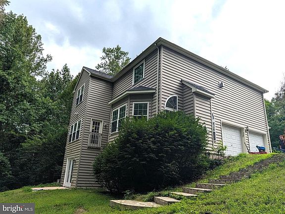 5th image of 2440 Abigail Ct