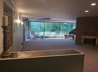 3500 Fenley Rd, Cleveland Heights, OH 44121