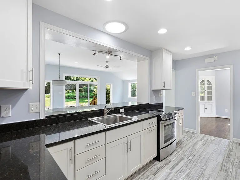 5223 Yorktown Blvd — Photo 13