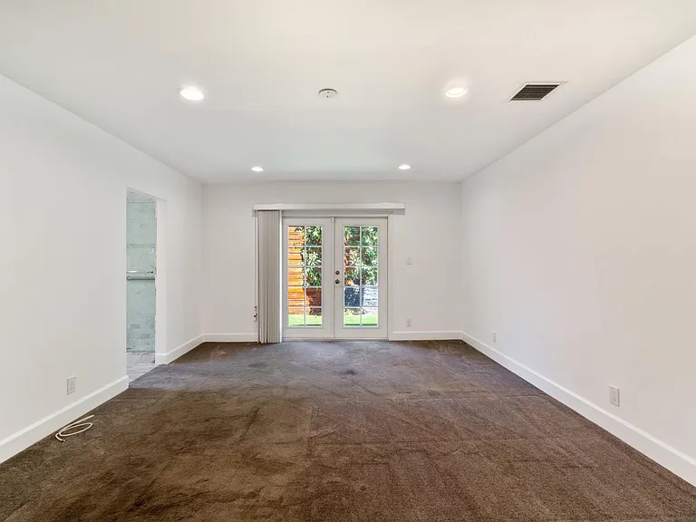 3504 Tuller Ave — Photo 24