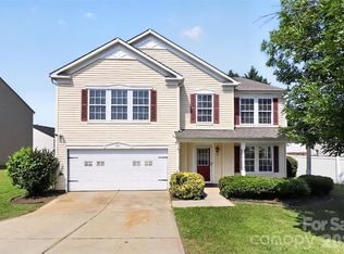 209 Farm Springs Dr, Mount Holly, NC 28120