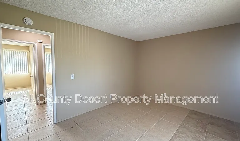 69180 Victoria Dr #8 — Photo 20