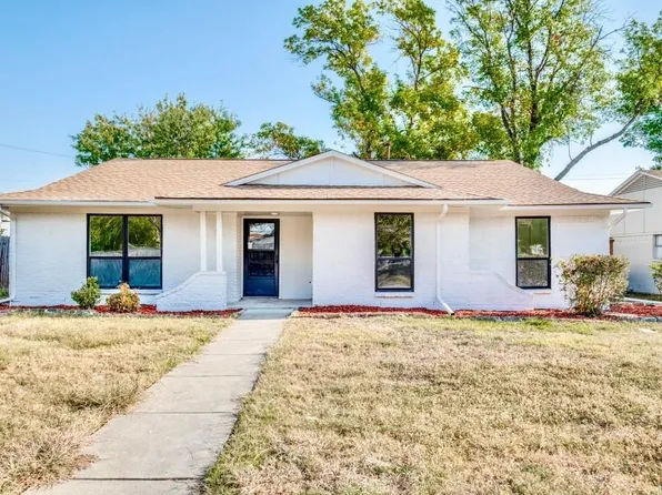 2320 Fulton Dr, Mesquite, TX 75150