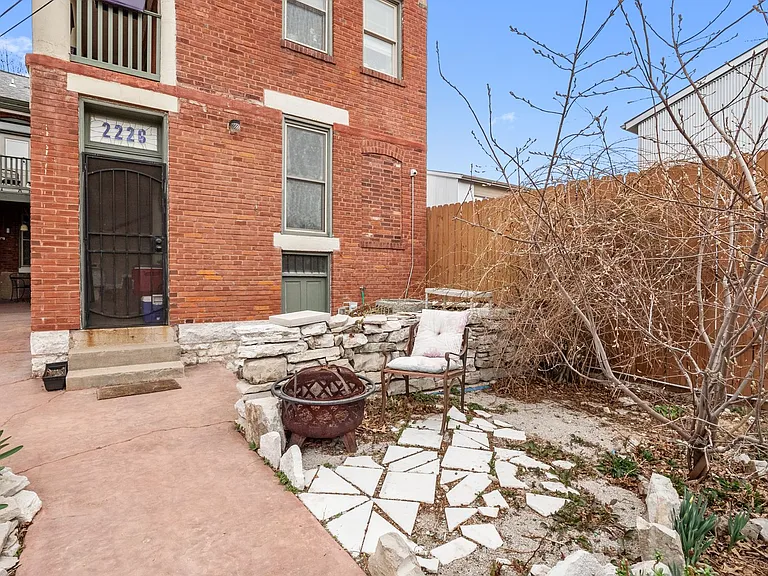 2226 Gravois Ave #1F — Photo 27