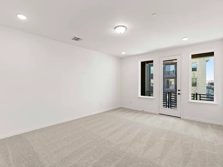 1215 Daybreak Dr — Photo 20