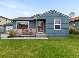 1556 Valarian St, Anchorage, AK 99508