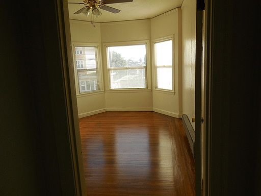 2nd image of 610 E 19th St APT 104
