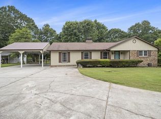 1134 Roscoe Rd, Newnan, GA 30263