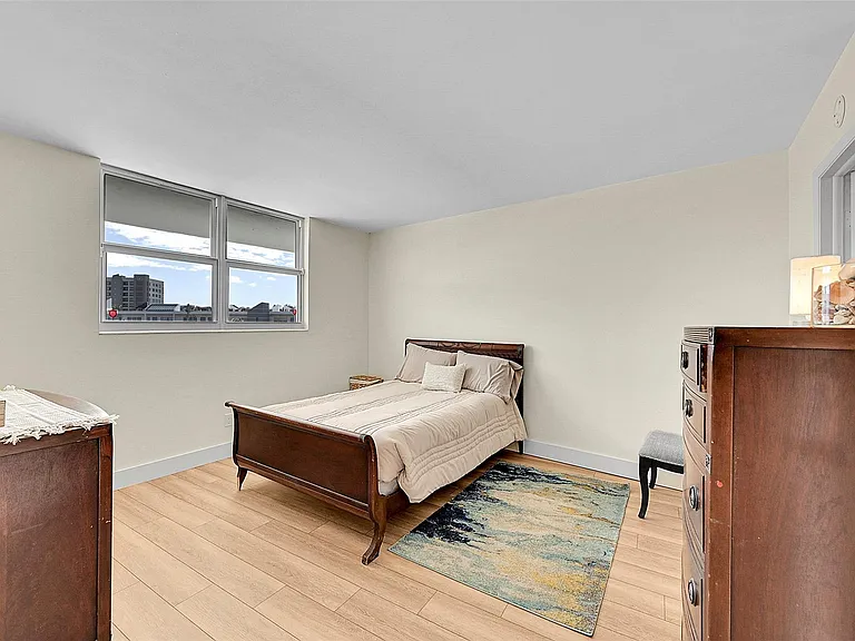 2731 NE 14th Street Cswy #421 — Photo 15