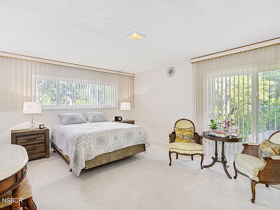 5th image of 2982 Lorencita Dr