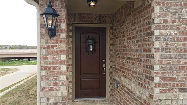 2nd image of 5712 Bindweed St
