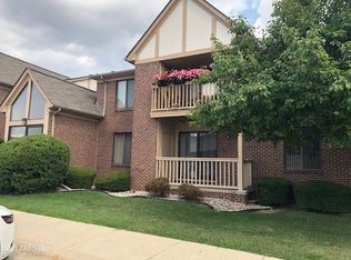 15775 Balfour Dr, Macomb, MI 48044