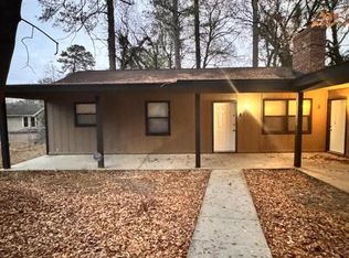 1431 Mathau Ct, Fayetteville, NC 28304
