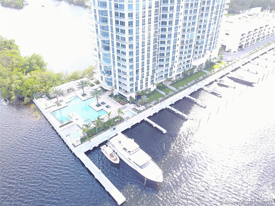 1st image of 17111 Biscayne Blvd Unit 806