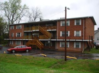 25 S 76th St APT 5, Belleville, IL 62223