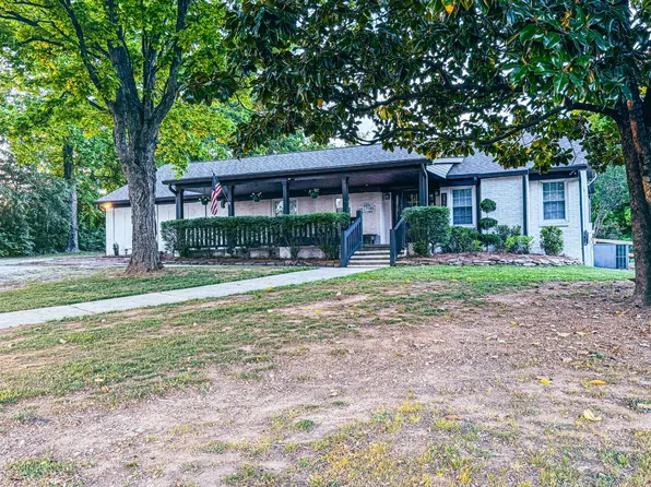 2864 Duplex Rd, Spring Hill, TN 37174