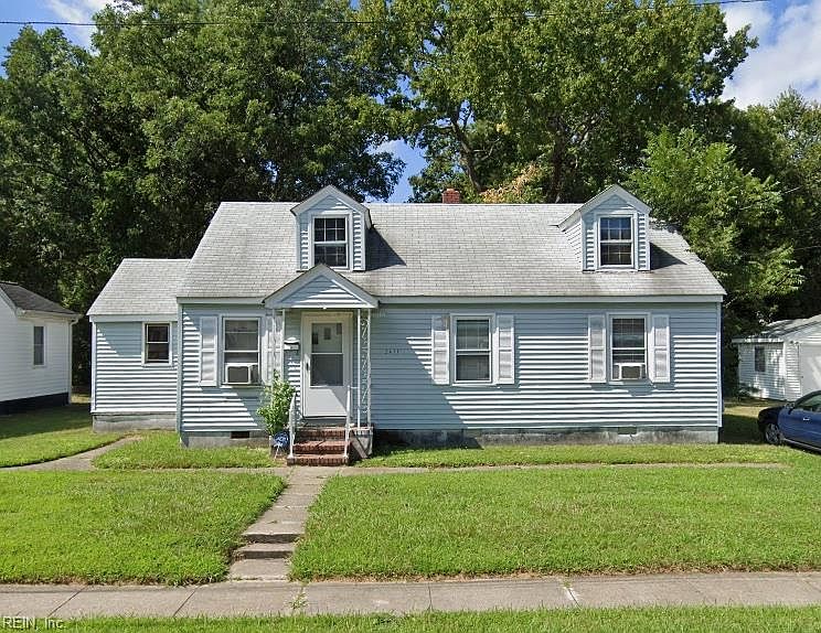 1st image of 2417 Juniper St