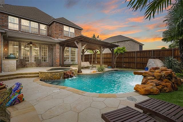 1st image of 15248 Forest Haven Ln
