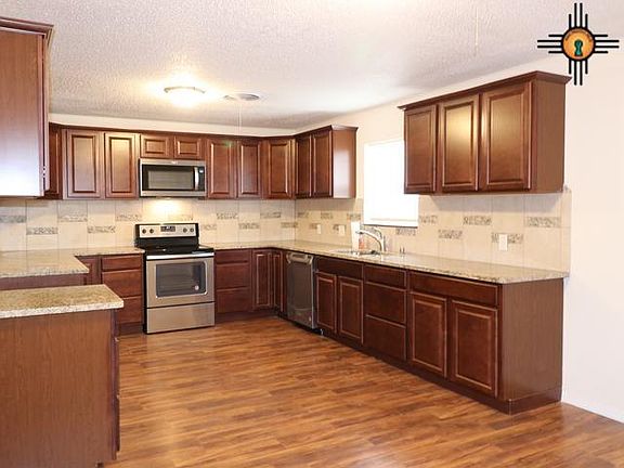5th image of 552 Curry Road I