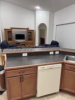 2931 Benton Ln — Photo 5