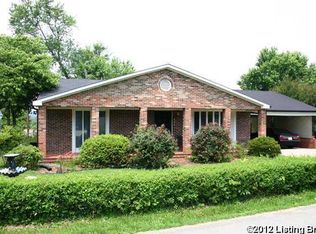 445 S 3rd St, New Haven, KY 40051