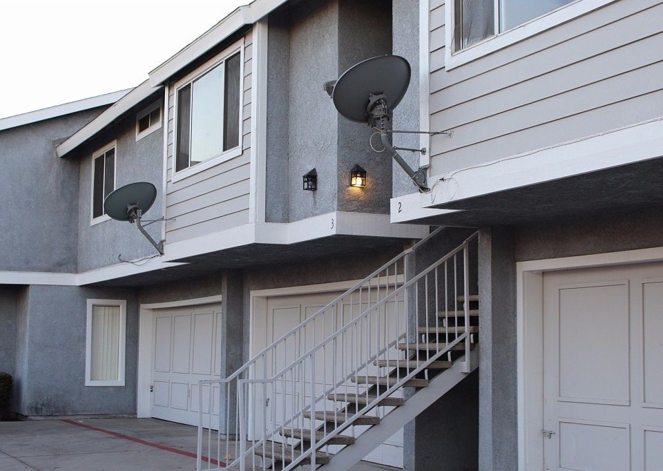 1st image of 9640 Park St APT 1