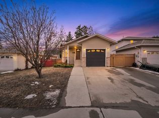 1919 Ash Wynd, Kamloops, BC V1S1X5