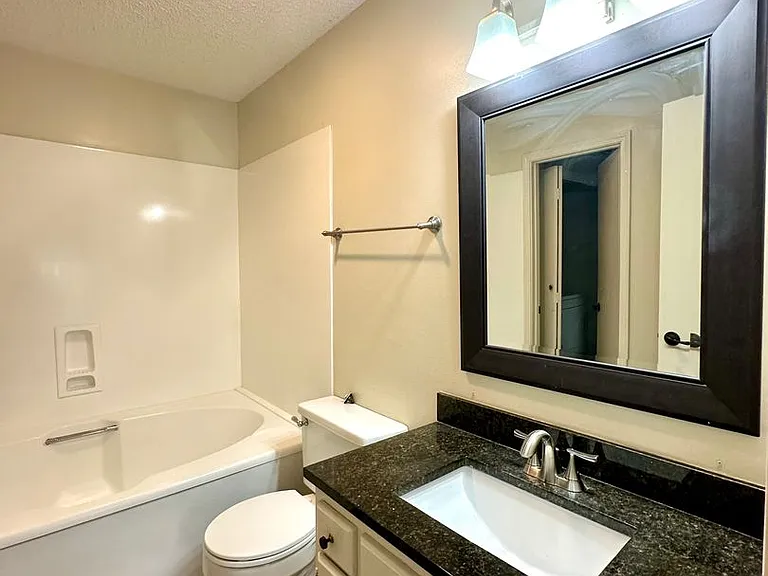 11011 Cal Rd #34 — Photo 18