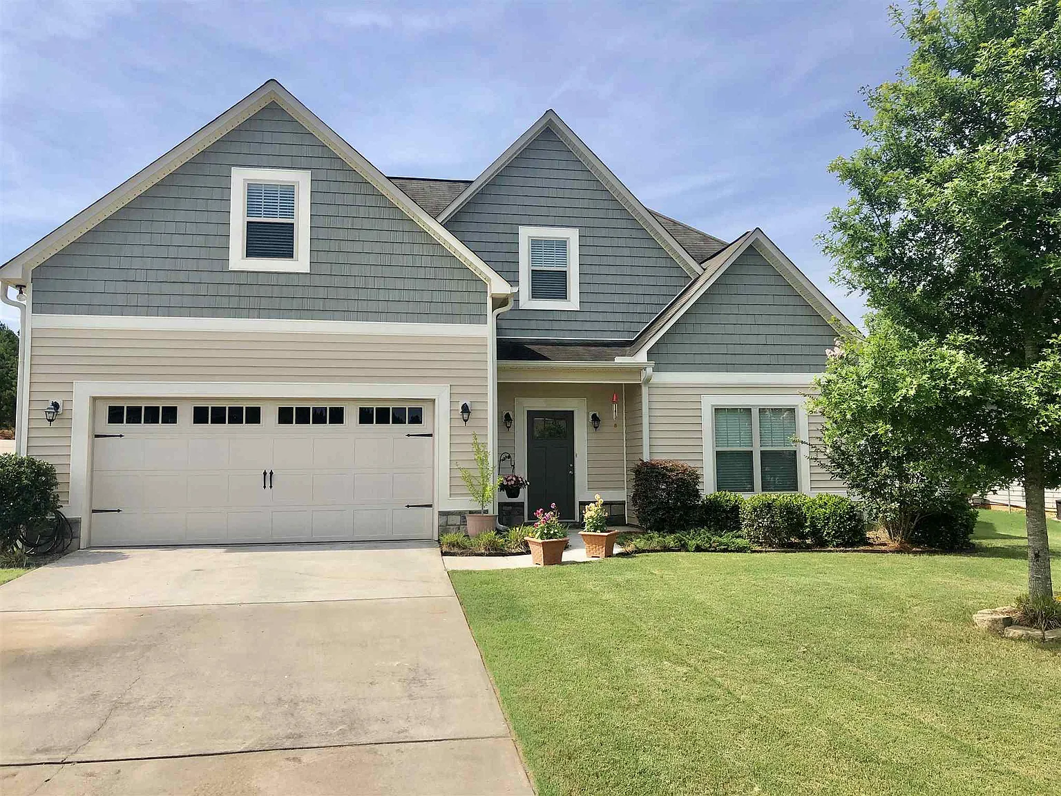 202 Beech Creek Dr photo 1
