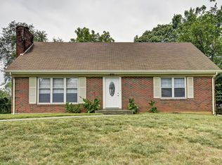 6504 Ridge Cliff Rd, Hollow Creek, KY 40228