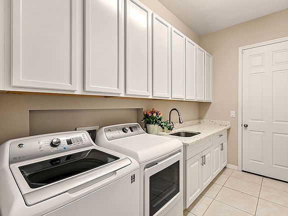 3rd image of 5724 Autumn Fern Cir