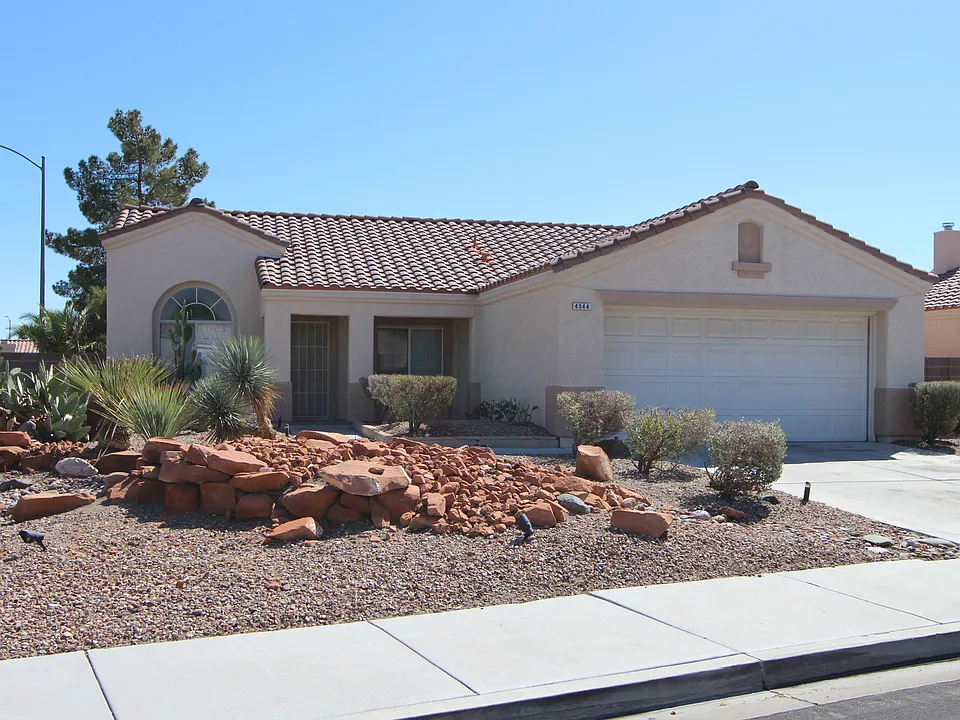 4544 Crimson Leaf Dr