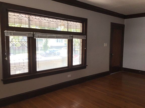 3rd image of 2144 Wascana Ave