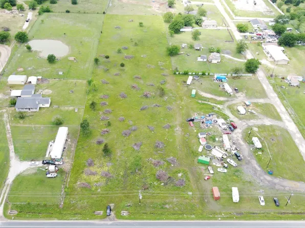 8994 Fm 751, Quinlan, TX 75474