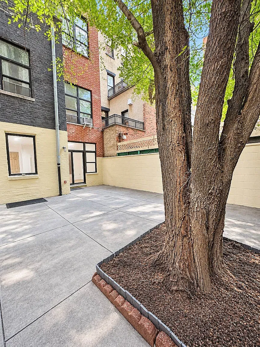 332 West 87th Street — Photo 3